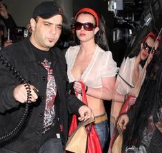 Упругая грудь Бритни Спирс в абсолютно прозрачной блузке