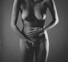 Полное обнажение Елены Летучей для откровенной фотосессии фото #1