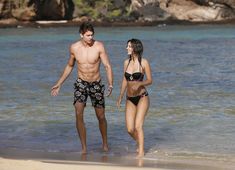 Сексуальная Виктория Джастис в купальнике на Гавайях фото #20