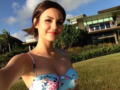 Украденные фото Виктория Джастис с голыми сиськами фото #9