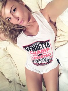 Украденные фото голой Эмбер Николь Миллер фото #35