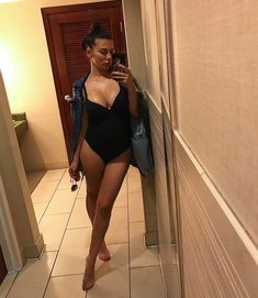 Селфи пышногрудой Анны Седоковой из Instagram фото #6