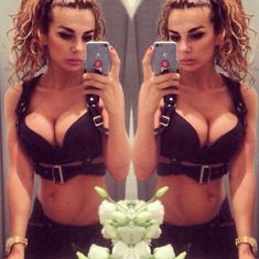 Селфи пышногрудой Анны Седоковой из Instagram фото #8