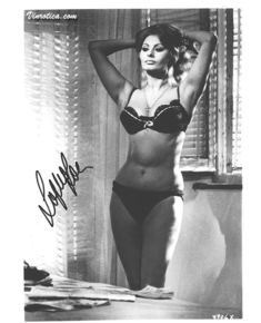 Сексуальная Софи Лорен в эротическом нижнем белье фото #13