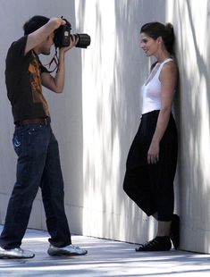 Красотка Эшли Грин засветила соски сквозь прозрачную майку фото #1