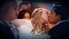 Красотка Оксана Акиньшина слегка засветила писю в фильме «8 новых свиданий» фото #7