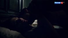 Елизавета Боярская снялась с голой грудью в фильме «Анна Каренина» фото #8