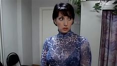 Сексуальная Алика Смехова в прозрачном наряде в сериале «Бальзаковский возраст или Все мужики сво...» фото #6