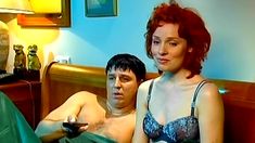 Голая попа Жанны Эппле в сериале «Бальзаковский возраст или Все мужики сво...» фото #5