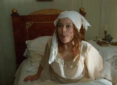 Елена Корикова обнажила грудь в фильме «Барышня-крестьянка» фото #15