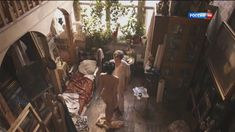 Юлия Пожидаева оголила попу в сериале «Бедные родственники»