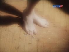 Красивая голая грудь Жанны Эппле в сериале «Белые одежды» фото #5