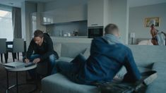 Яркая Екатерина Кабак оголила грудь и попу в российском сериале «Бесстыдники» фото #26