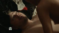 Елизавета Мартинес показала голую грудь в российском сериале «Бесстыдники» фото #5