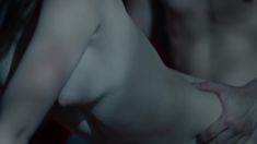 Голая грудь Яны Енжаевой в сериале «Бесстыдники (Россия)» фото #1