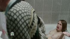 Голая грудь Яны Енжаевой в сериале «Бесстыдники (Россия)» фото #70