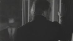 Полностью голая Екатерина Васильева в фильме «Бриллианты для диктатуры пролетариата» фото #4