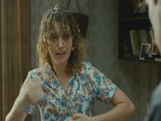 Светлана Смирнова-Марцинкевич засветила голую грудь в фильме «В субботу» фото #5