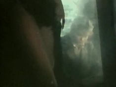 Голая попка Анны Тихоновой в фильме «Влюбленный манекен» фото #3