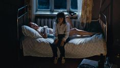 Голая грудь Яны Трояновой в фильме «Волчок» фото #16