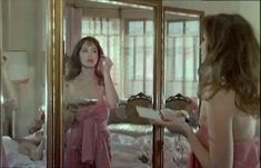 Анна Самохина засветила сиськи в фильме «Воры в законе» фото #1