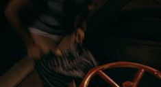 Полина Филоненко показала голую грудь в фильме «Все умрут, а я останусь» фото #12