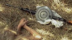 Голая грудь Ольги Стрелецкой в сериале «Вторые» фото #1