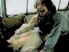 Наталья Белохвостикова засветила грудь в фильме «Выбор» фото #4