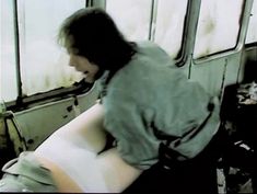 Наталья Белохвостикова засветила грудь в фильме «Выбор» фото #7