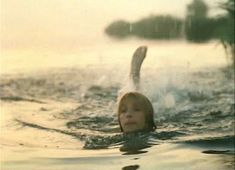 Голая грудь Веры Глаголевой в фильме «Выйти замуж за капитана» фото #2