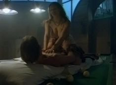 Марина Могилевская полностью разделась в фильме «Гладиатор по найму» фото #2