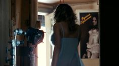 Страстная Полина Филоненко оголила грудь в фильме «Громозека» фото #3