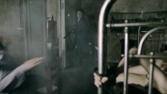 Агния Кузнецова оголила грудь и попу в фильме «Груз 200» фото #1