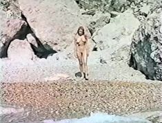 Абсолютно обнажённая Елена Кондулайнен в фильме «Дафнис и Хлоя» фото #2