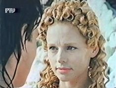 Абсолютно обнажённая Елена Кондулайнен в фильме «Дафнис и Хлоя» фото #6