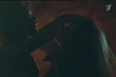 Ольга Кабо снялась голой в фильме «Две стрелы. Детектив каменного века» фото #1