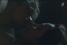 Ольга Кабо снялась голой в фильме «Две стрелы. Детектив каменного века» фото #9