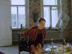 Красотка Анна Синякина засветила трусики в фильме «День полнолуния» фото #5