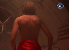 Шикарные голые сиськи Дарьи Поверенновой в сериале «Дневники «Красной туфельки»» фото #3