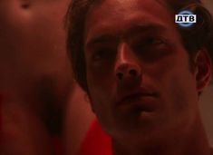 Шикарные голые сиськи Дарьи Поверенновой в сериале «Дневники «Красной туфельки»» фото #5