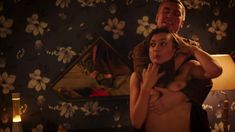 Полностью голая Ирина Вилкова в фильме «Её звали Муму» фото #5