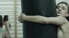 Полностью голая Ирина Вилкова в фильме «Её звали Муму» фото #48