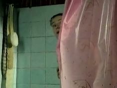 Голая грудь Аллы Югановой в сериале «Женить миллионера!» фото #6