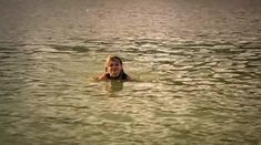 Голая попа Анастасии Красильниковой в сериале «Женские мечты о дальних странах» фото #4