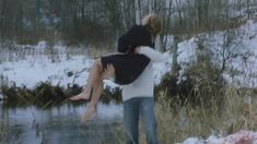 Голая грудь Александры Прокофьевой в фильме «Жизнь врасплох» фото #7