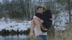 Голая грудь Александры Прокофьевой в фильме «Жизнь врасплох» фото #12