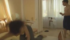 Голые сиськи Елены Поляковой в сериале «Замыслил я побег...» фото #52