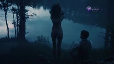 Голая попка Виктории Исаковой в фильме «Зеркала» фото #12