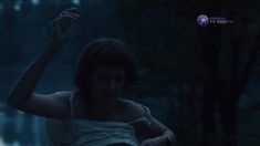 Голая попка Виктории Исаковой в фильме «Зеркала» фото #16