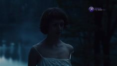 Голая попка Виктории Исаковой в фильме «Зеркала» фото #17